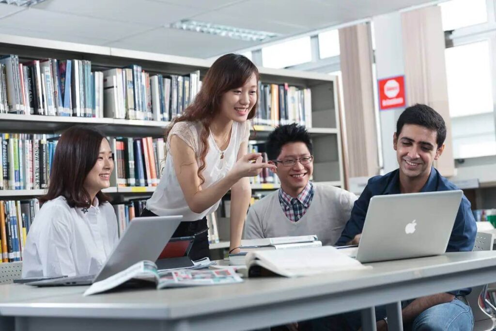 Nhiều sinh viên lựa chọn học MBA tại Úc