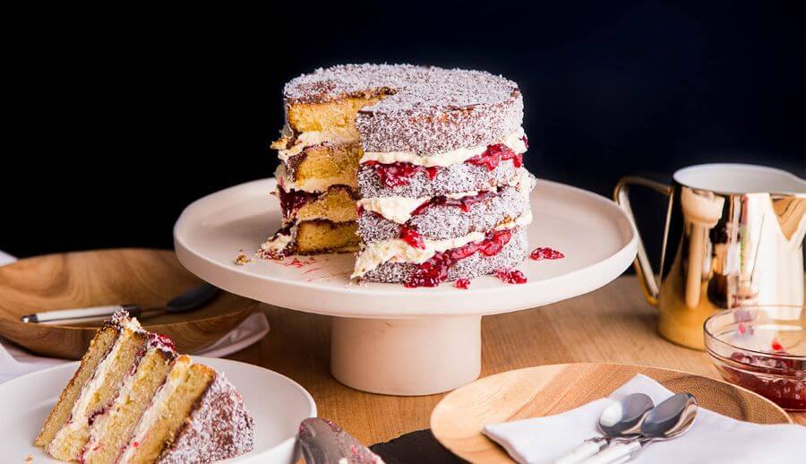 Bánh Lamington mang đậm nét văn hóa ẩm thực Úc
