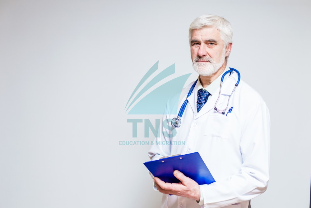 Bác sĩ chuyên khoa