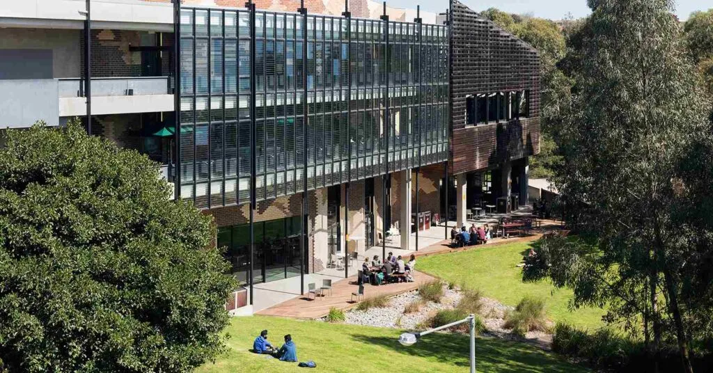 Trường đại học Deakin tại Úc nổi tiếng với cơ sở vật chất hiện đại