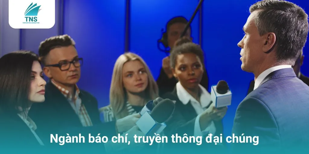 Ngành báo chí, truyền thông đại chúng