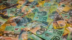 Quy định mang tiền mặt qua Úc