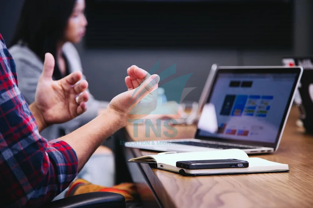 Học bổng toàn phần Chính phủ Australia Awards và học bổng nghiên cứu RTP bậc Thạc sĩ Úc