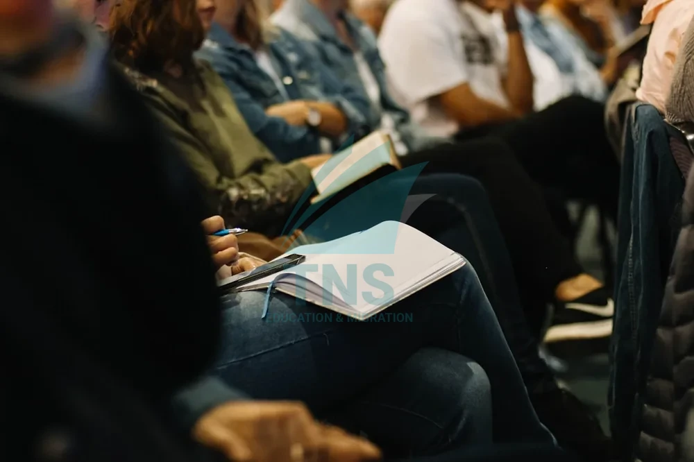 Tiêu chuẩn điểm GPA học bạ và chứng chỉ tiếng Anh IELTS 7.0 xét học bổng Tâm lý học Úc